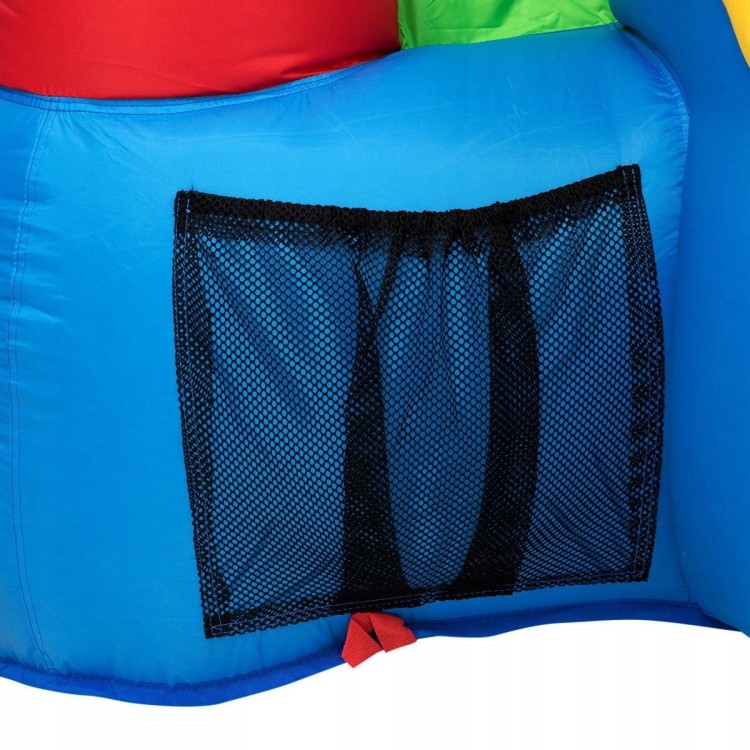 Dmuchany zamek ze zjeżdżalnią trampoliną basenem