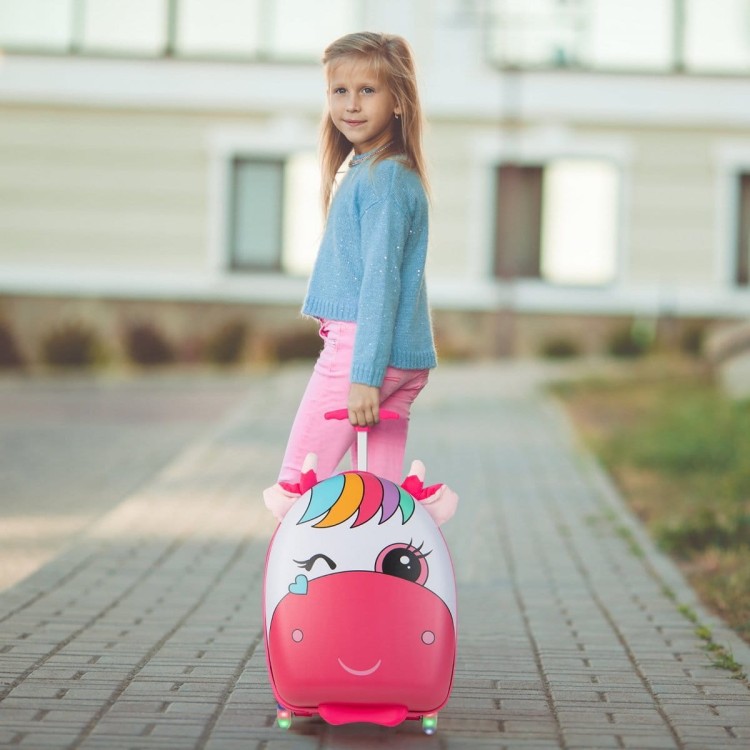 Walizka dziecięca na kółkach z uroczym motywem